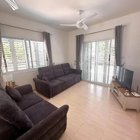 Paros Gardens, Universal Appartement *