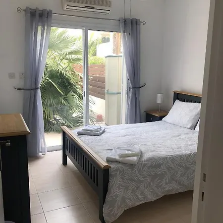 Appartement Paros Gardens, Universal
